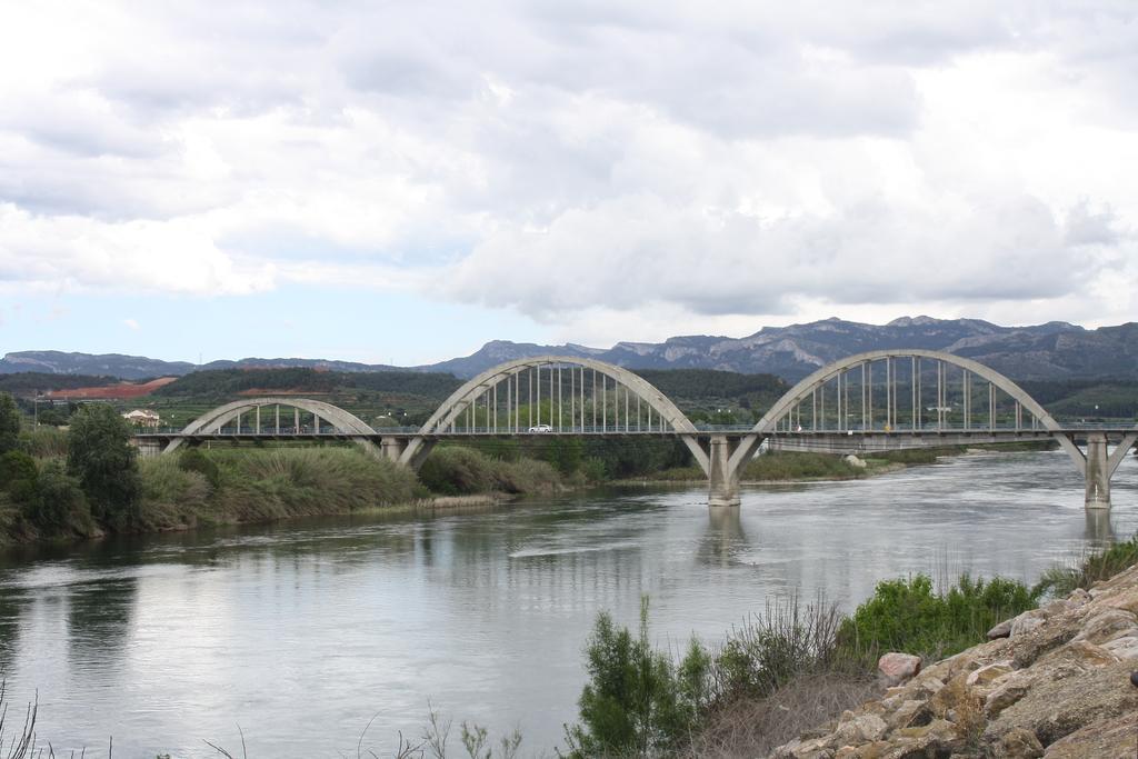Ca La Maria Διαμέρισμα Mora d'Ebre Εξωτερικό φωτογραφία